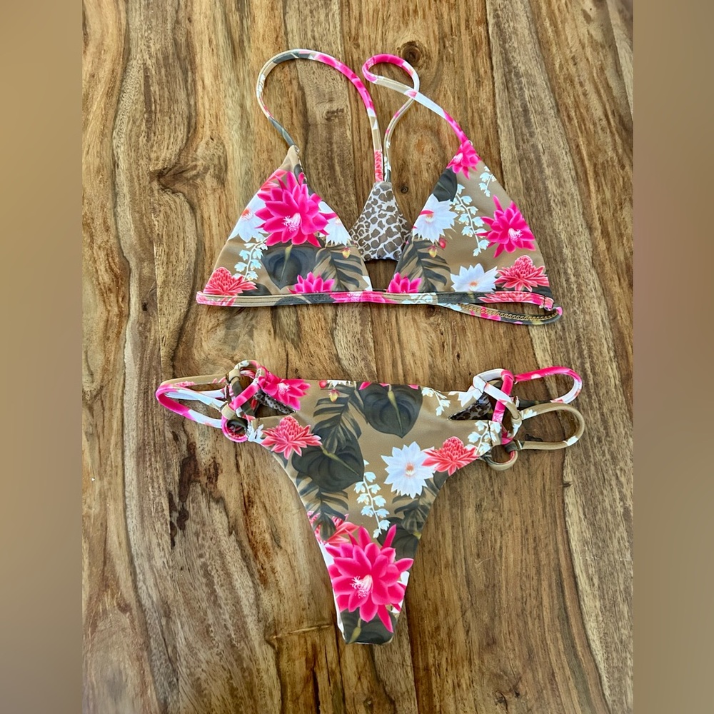 Acacia Bikini Set